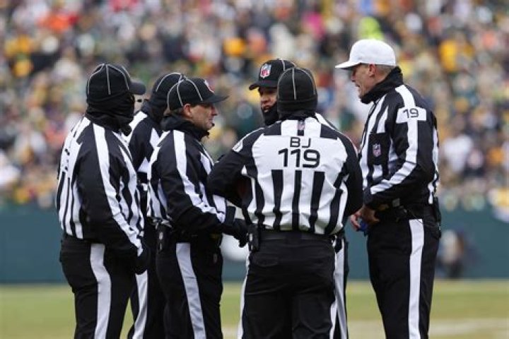 Are NFL referees unionized?