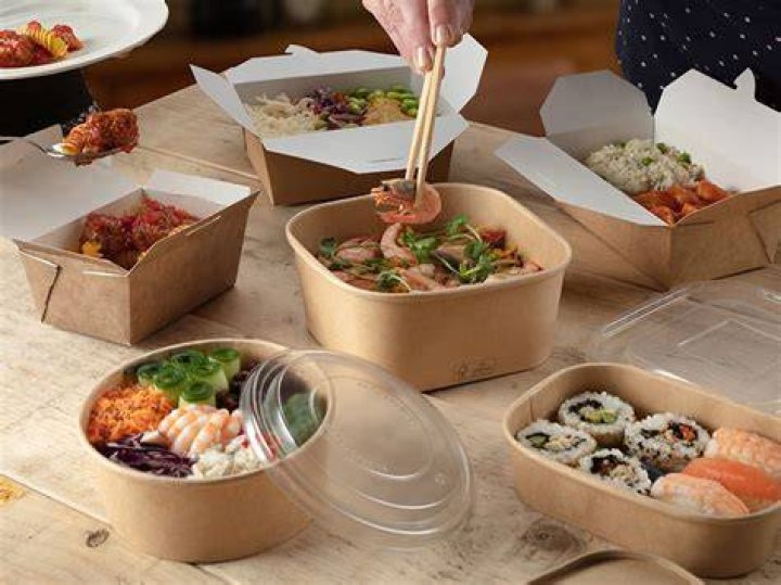 Are plastic takeaway boxes recyclable?