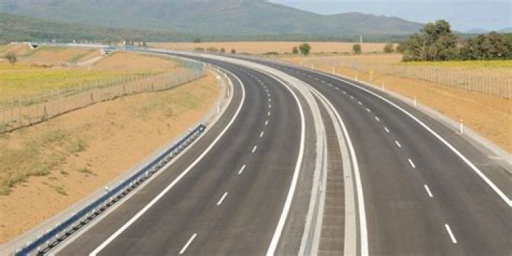 Can you ride on dual carriageway with CBT?