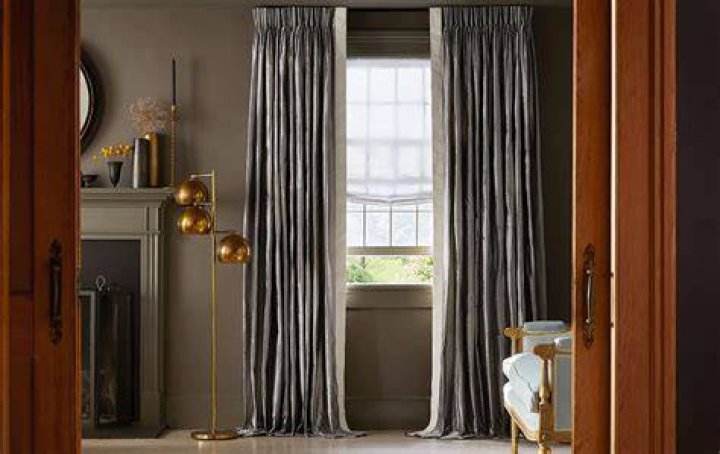 Do curtains have to touch the floor?
