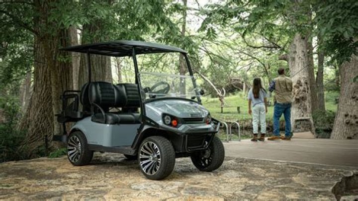 Do golf carts need new batteries?