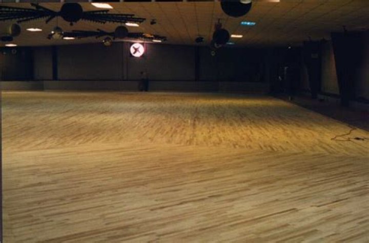 Do roller skates damage wood floors?