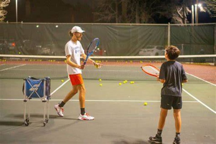 Do tennis players fly private?