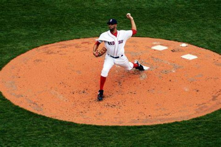 Does a pitcher have to throw to third on a pick off?