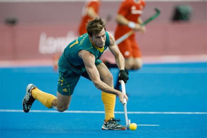 Does field hockey hurt your back?