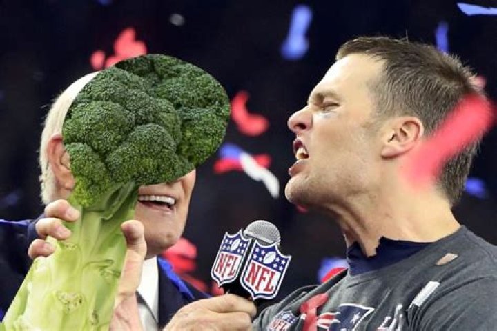 Does Tom Brady eat eggs?