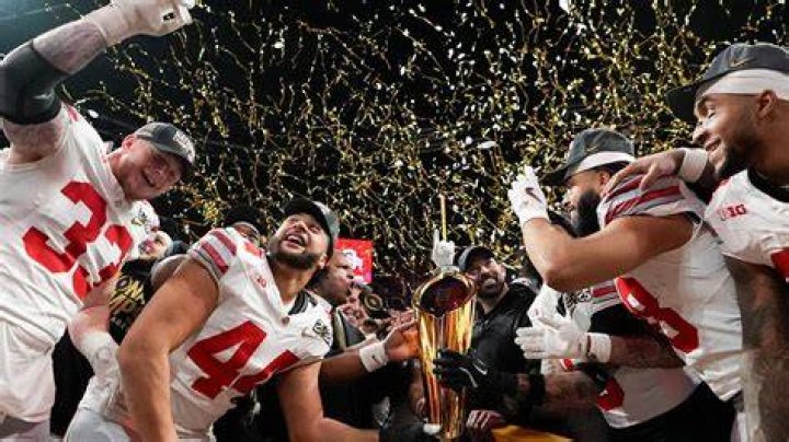 Has any QB won 2 national championships?