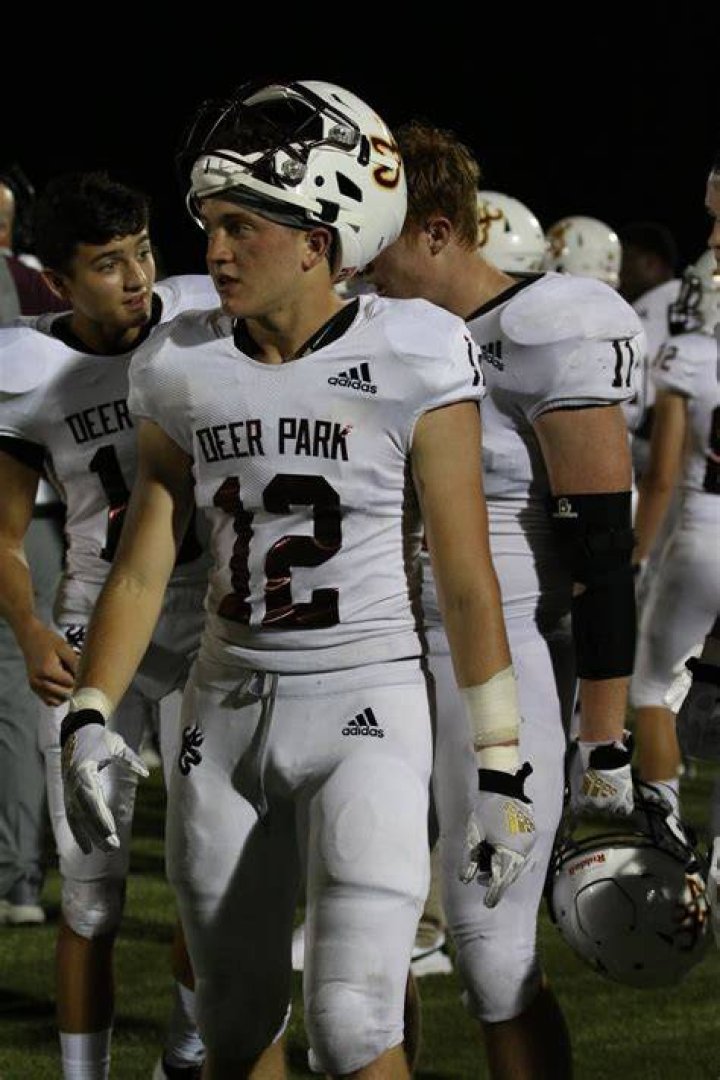 How do high school football players get ranked?