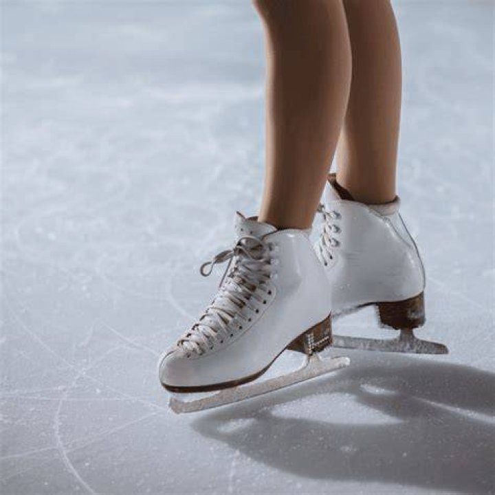 How do I choose ice skates?
