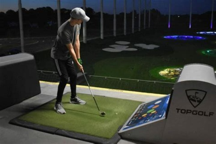 How do you cheat at Topgolf?