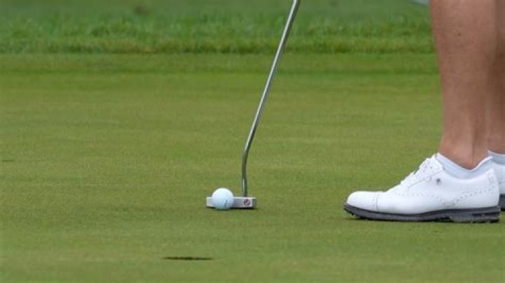 How far do pros hit their 9 iron?