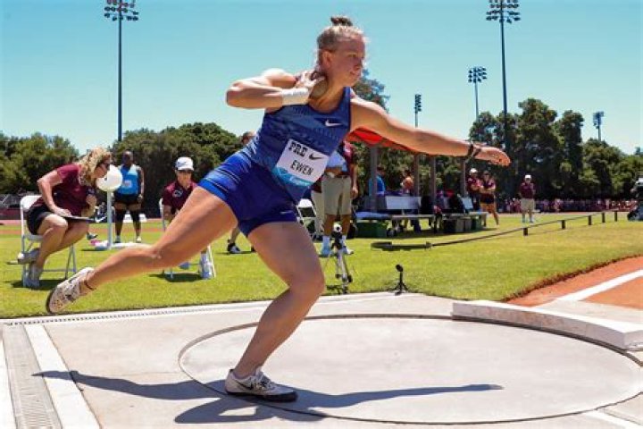 How many events are there in steeplechase?