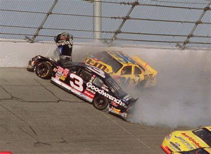 How many times did Dale Earnhardt Jr win at Daytona?