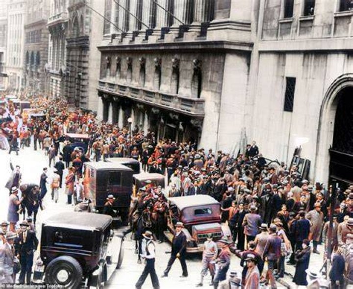 How much did Tommy lose in the Wall Street crash?