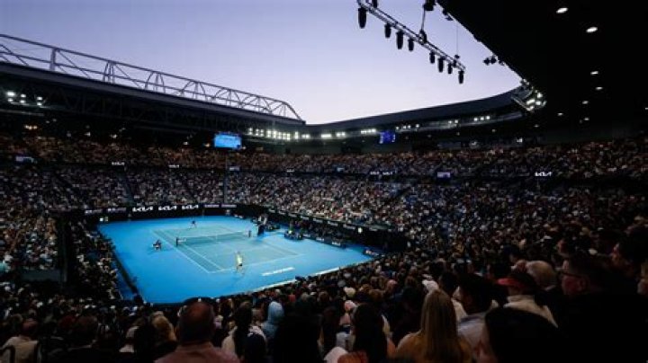 How much does a ball boy get paid at the Australian Open?