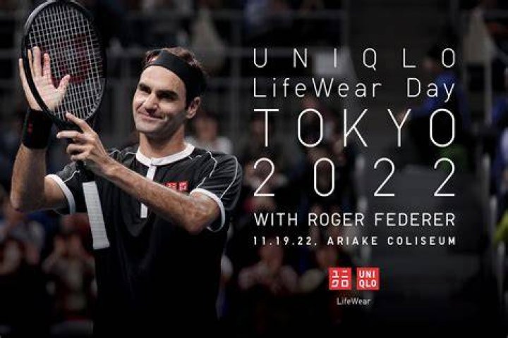 How much is Roger Federer paid by Uniqlo?