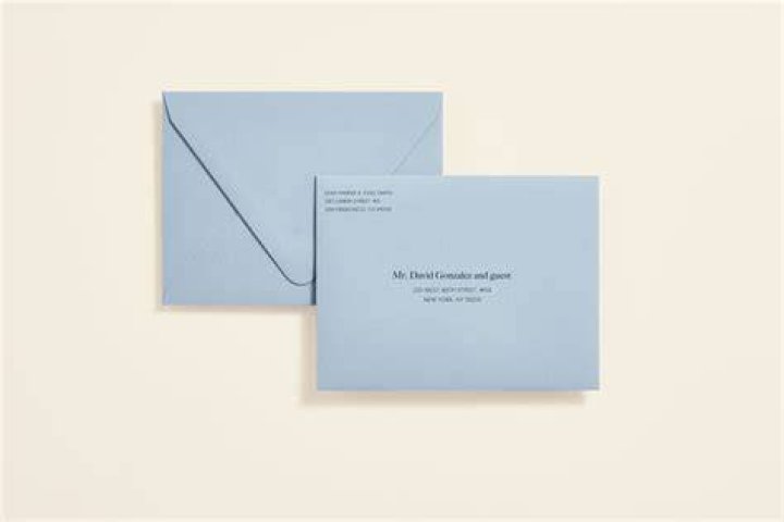 How much money is in a sumo envelope?
