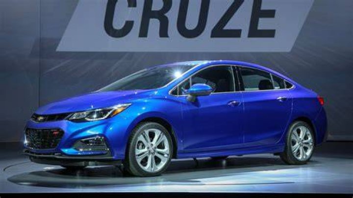 Is a Cruze or Malibu better?