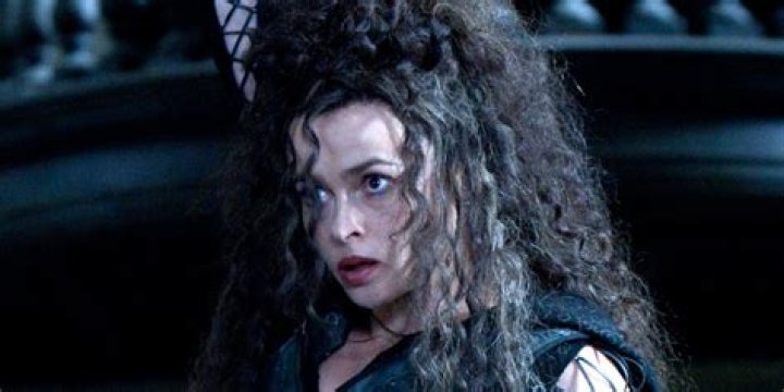 Is Bellatrix right handed?