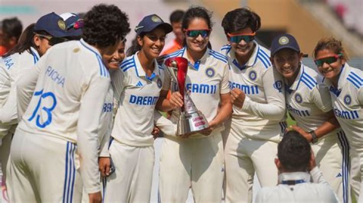 Is women's Test cricket 4 days?