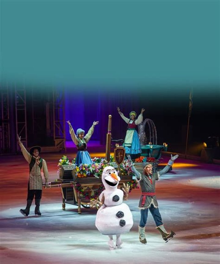 What characters will be on Disney On Ice 2021?