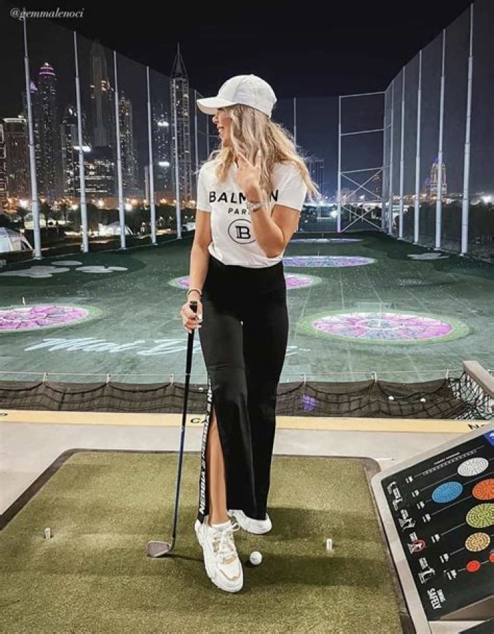 What is a golf outfit?