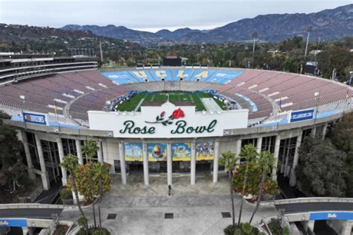 What is the highest score in a Rose Bowl?