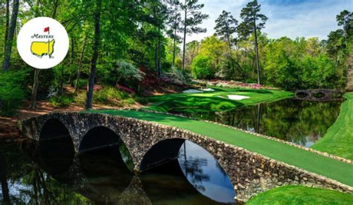 What is the most photographed golf hole in the world?
