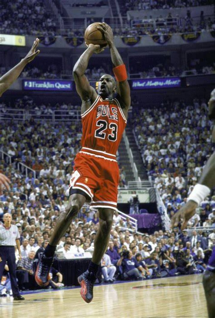 What was Michael Jordan's lifetime free-throw percentage?