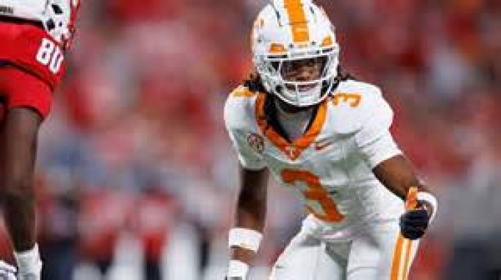 When's the last time a white cornerback started in the NFL?
