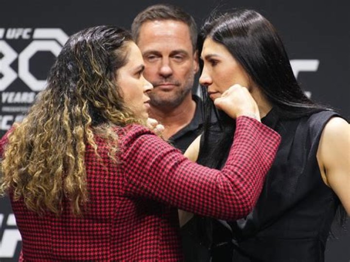 When was Amanda Nunes last bantamweight fight?