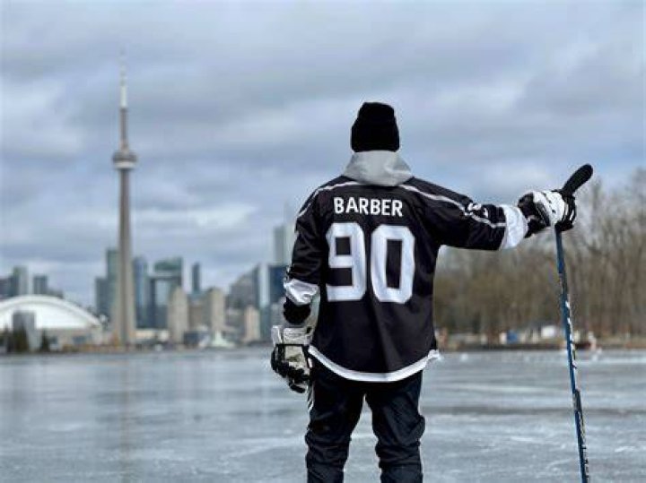 Where did Pavel Barber play hockey?