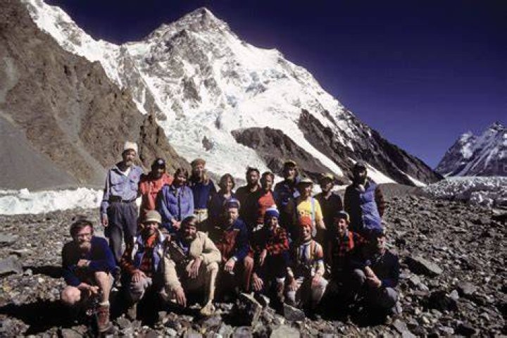 Who climbed K2 first in winter?