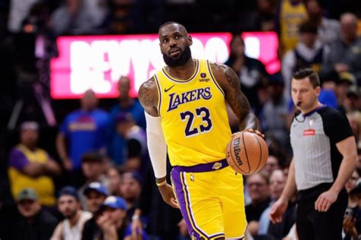 Who has more NBA rings?