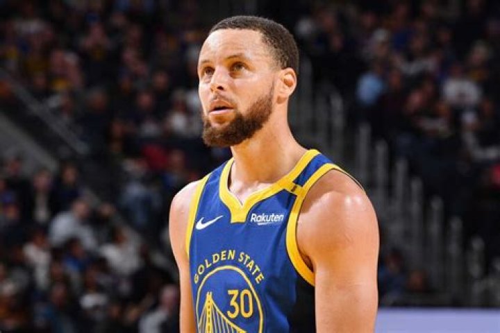 Who is Stephen Curry agent?