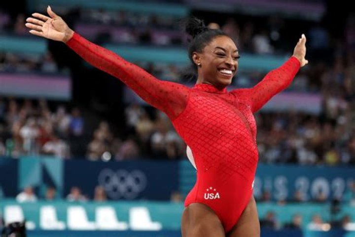 Who replaces Biles on vault?