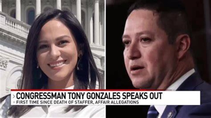 Who was QB for Tony Gonzalez?