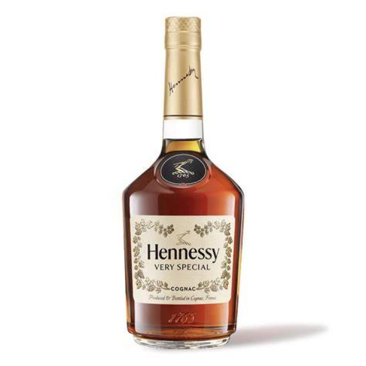 Why are spirits sold in 70cl?